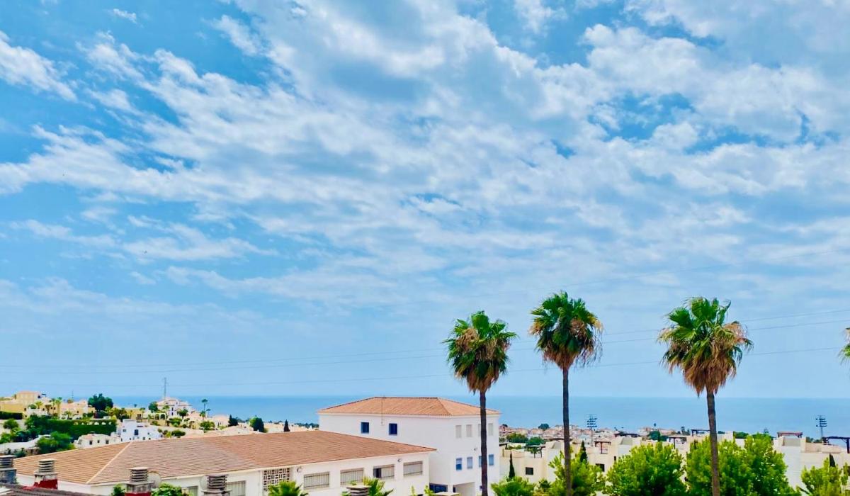 Apartamento moderno y espacioso con vistas al mar - Hizvo