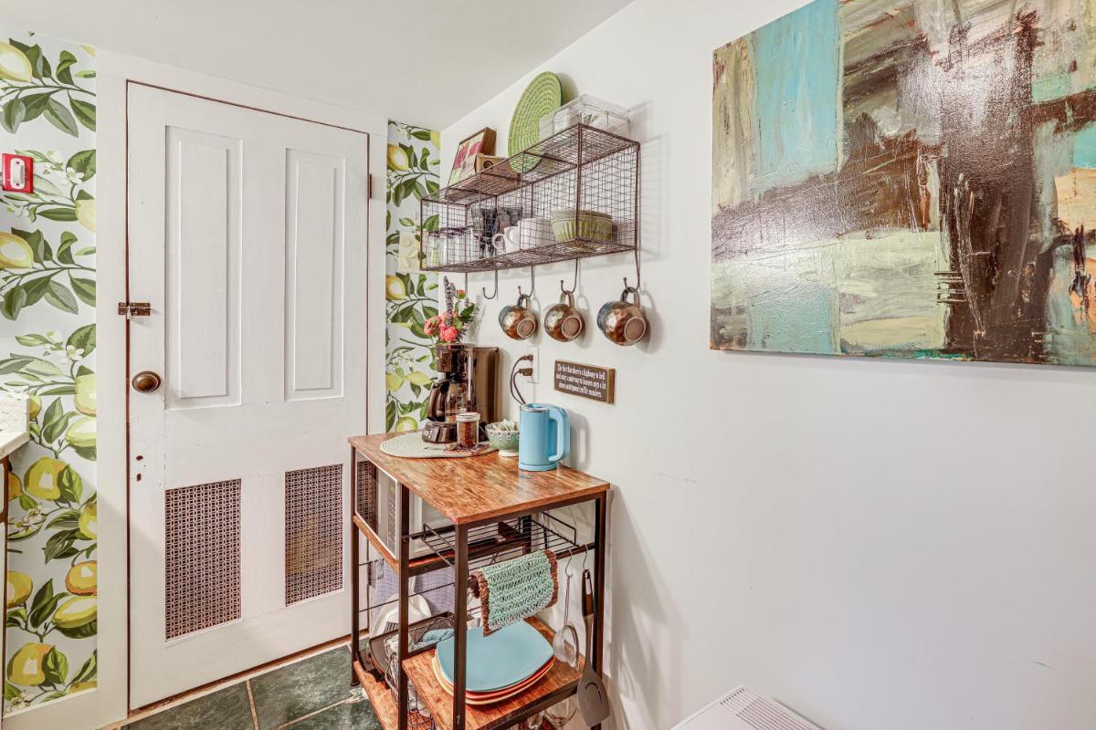 Charming Getaway Less Than 1 Mi to Downtown Lambertville! - Housity