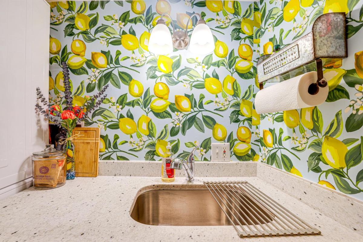 Charming Getaway Less Than 1 Mi to Downtown Lambertville! - Housity