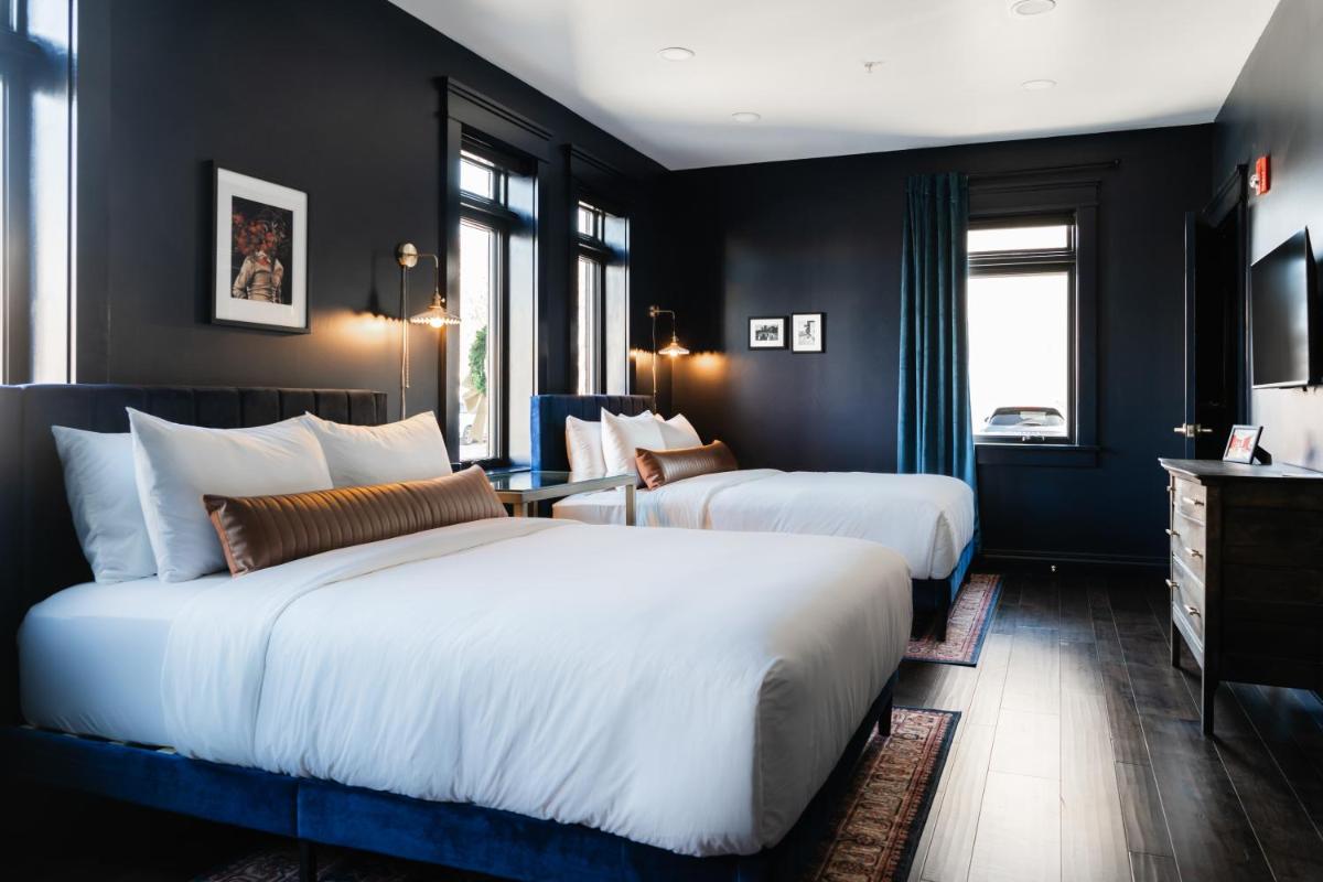 The Hotel Melrose - Housity