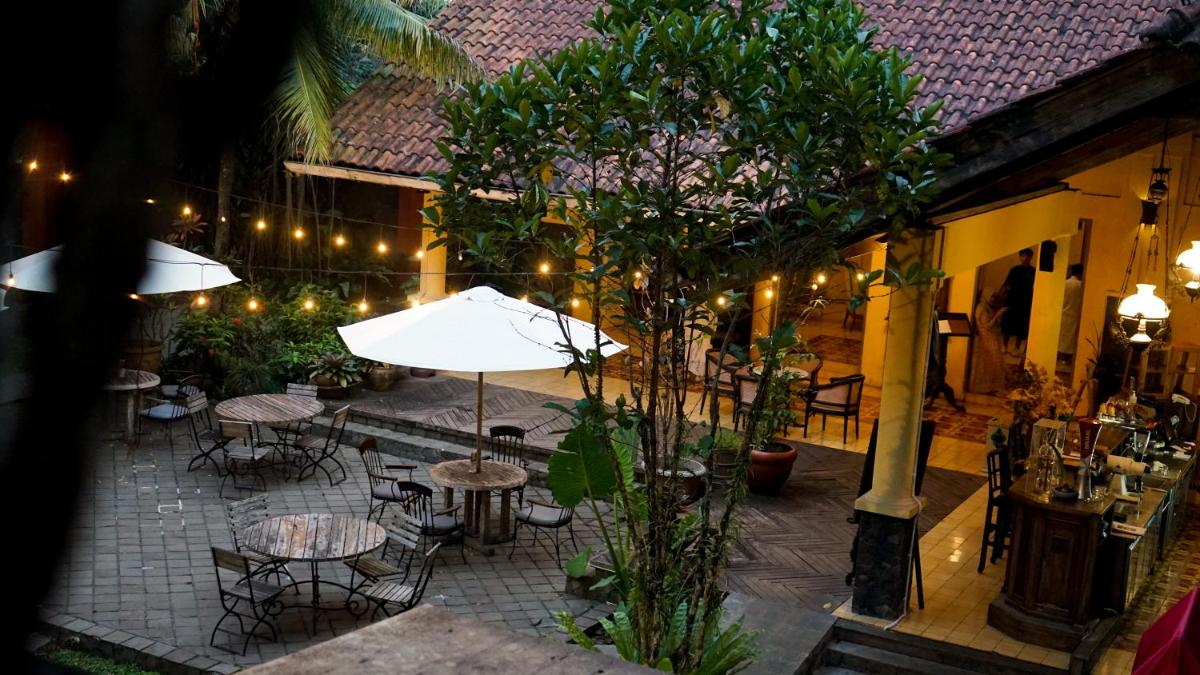 Kayu Arum Resort - Housity