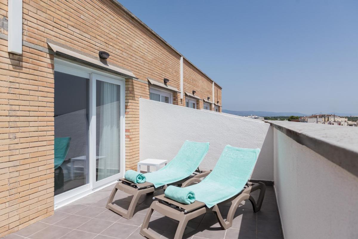 Un balcón o terraza de Eurosalou & Spa