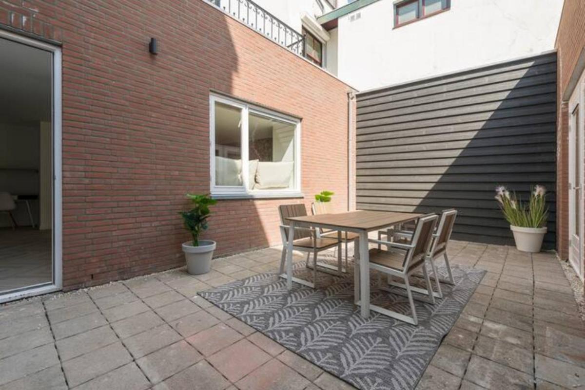 High-end Home, Near City Center And Park - Housity