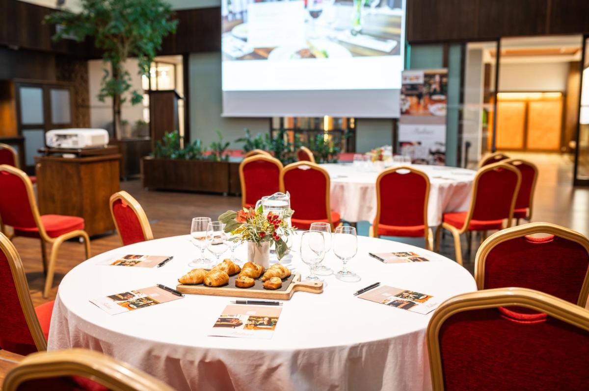 Hotel Baltaci Atrium - Housity
