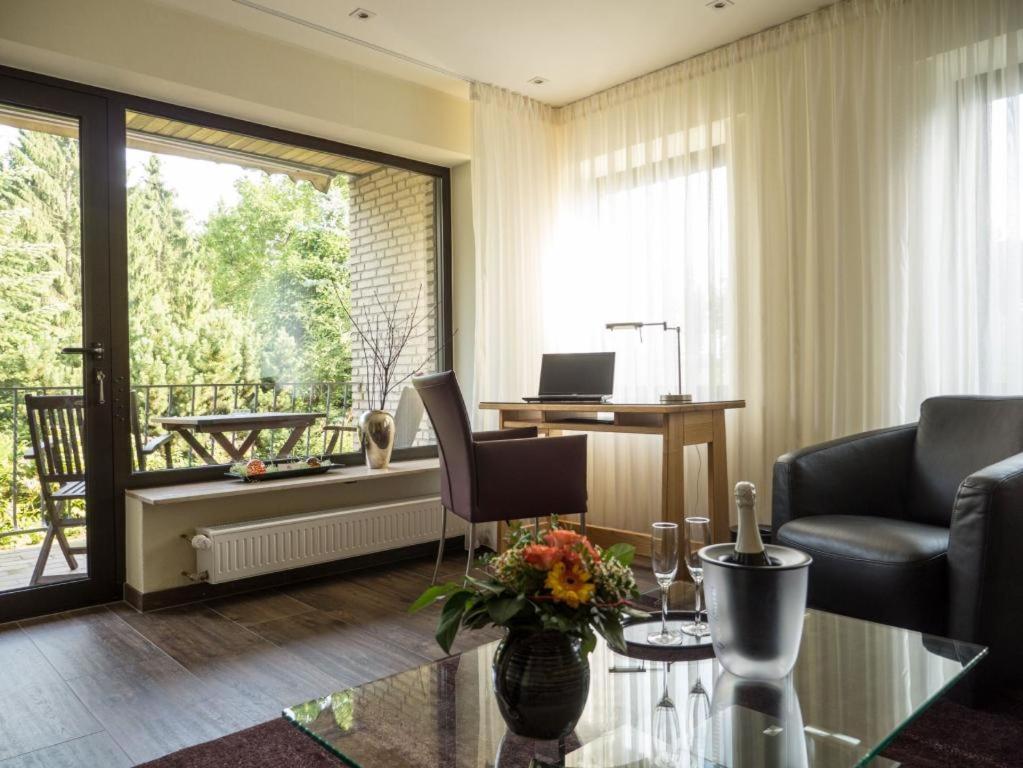 Hotel Landhaus Berghof - Housity