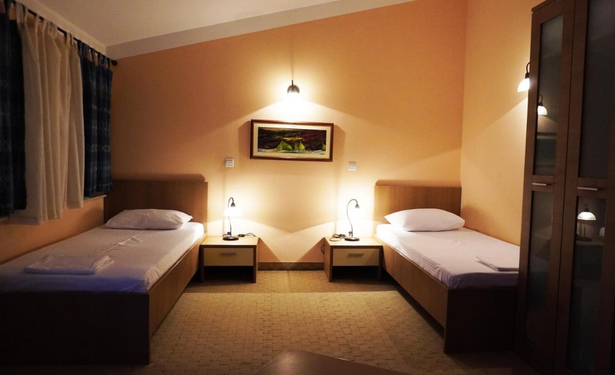 Hotel Vila Ivanković - Housity