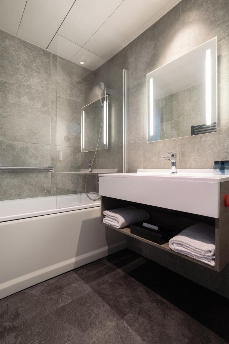 Salle de bains dans l'établissement Big Sky Hotel & Spa