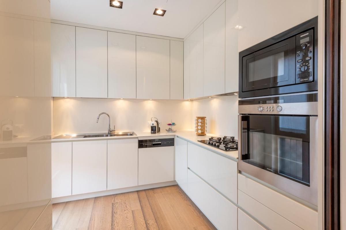MILAN ROYAL SUITES LUXURY P.ZZA DELLA REPUBBLICA - Housity