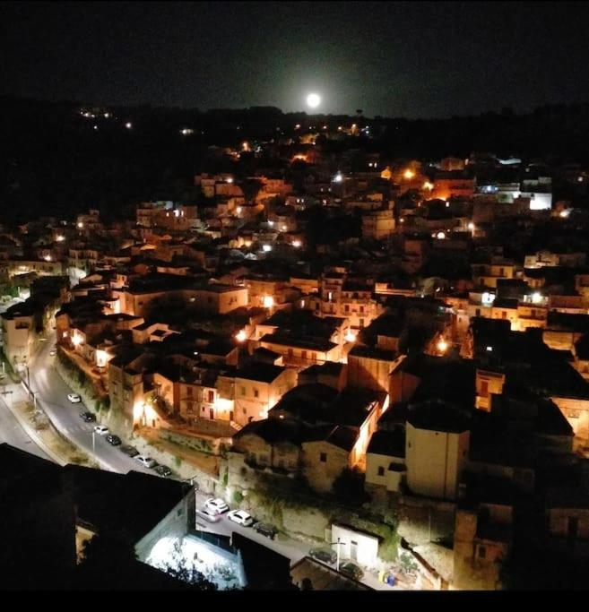 Terrazza con vista 'casa Ziicedda' - Housity