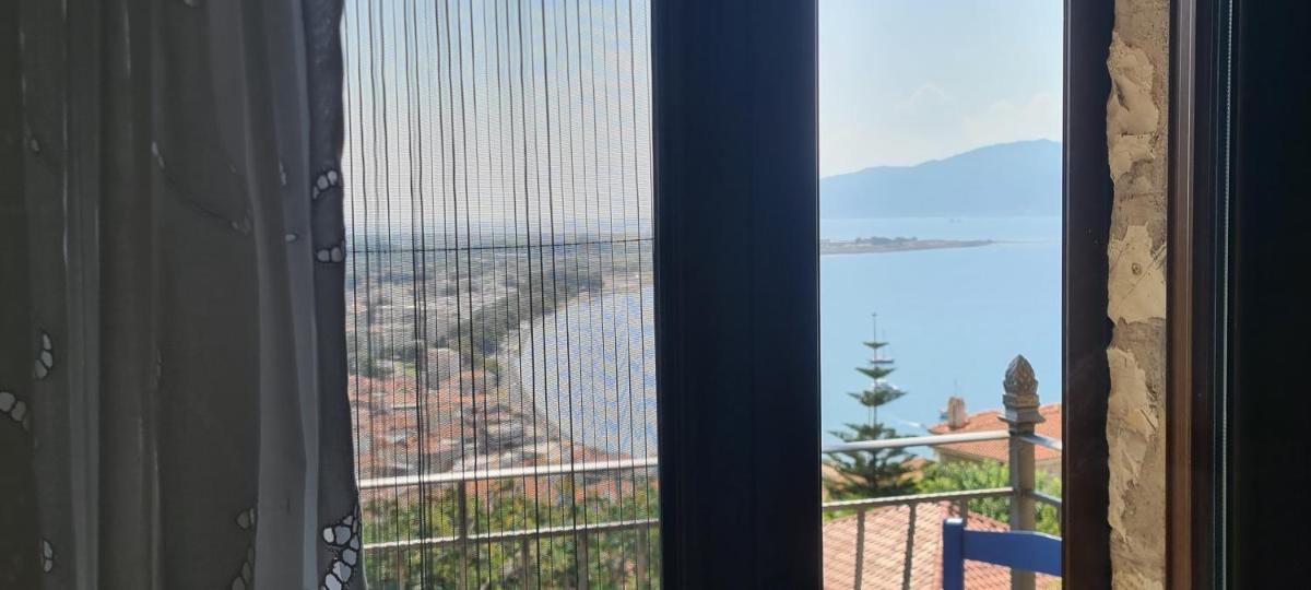 View By the Castle Nafpaktos - Housity
