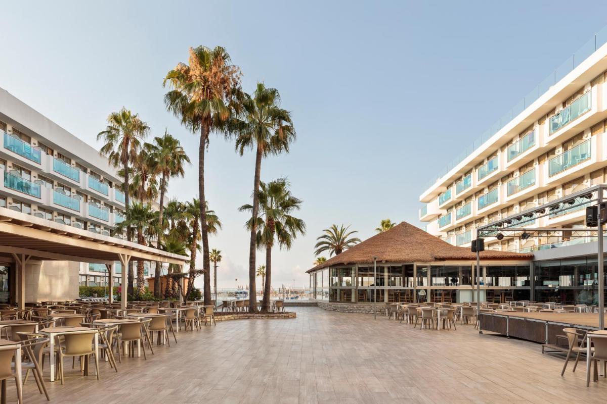 Un restaurante o sitio para comer en Hotel Best Maritim