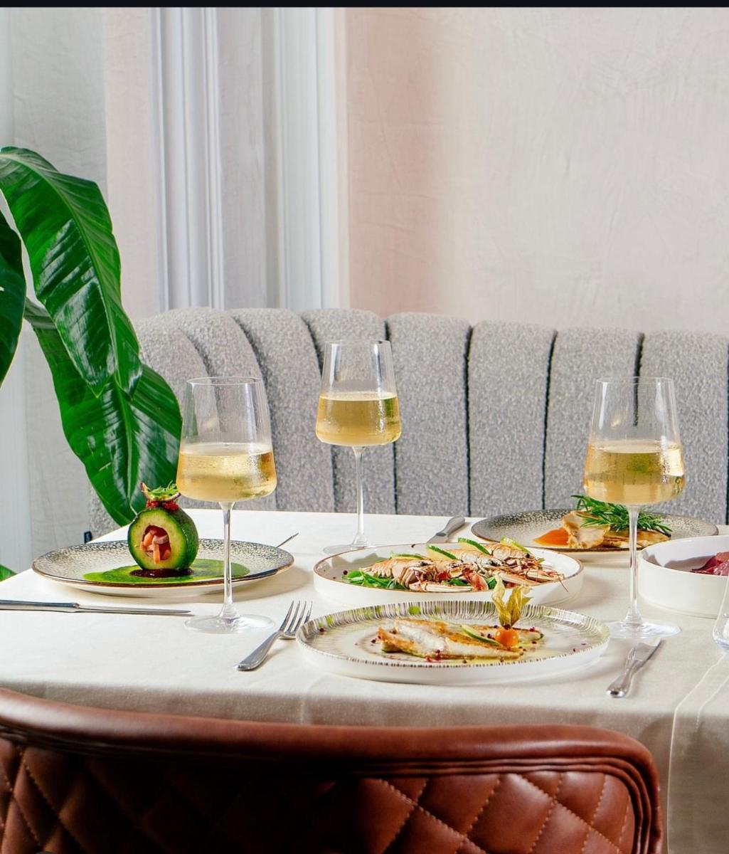 Suitetrails - Coastline Luxury Apart Hotel