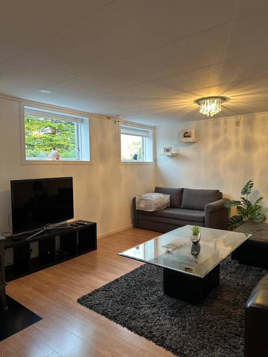 A Cozy Place To Stay Over - Housity