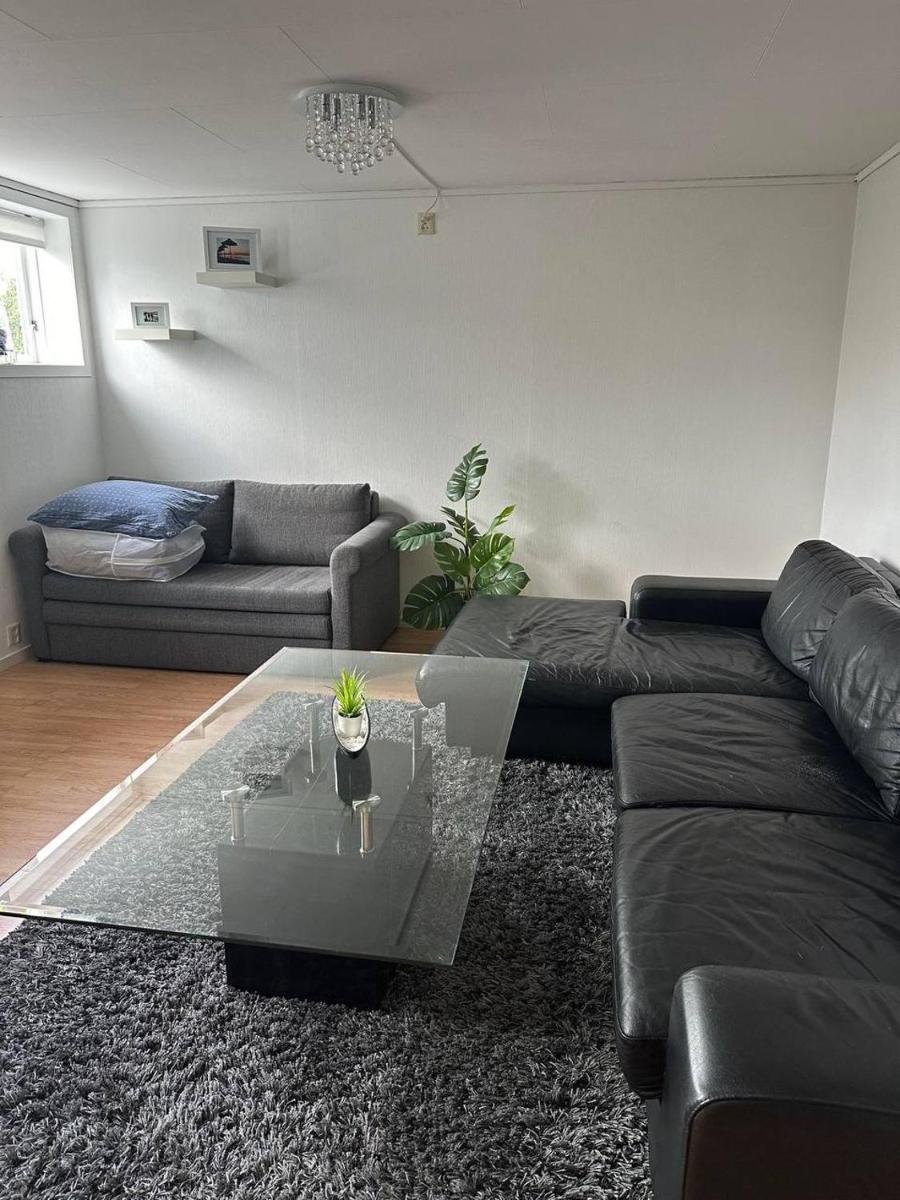 A Cozy Place To Stay Over - Housity