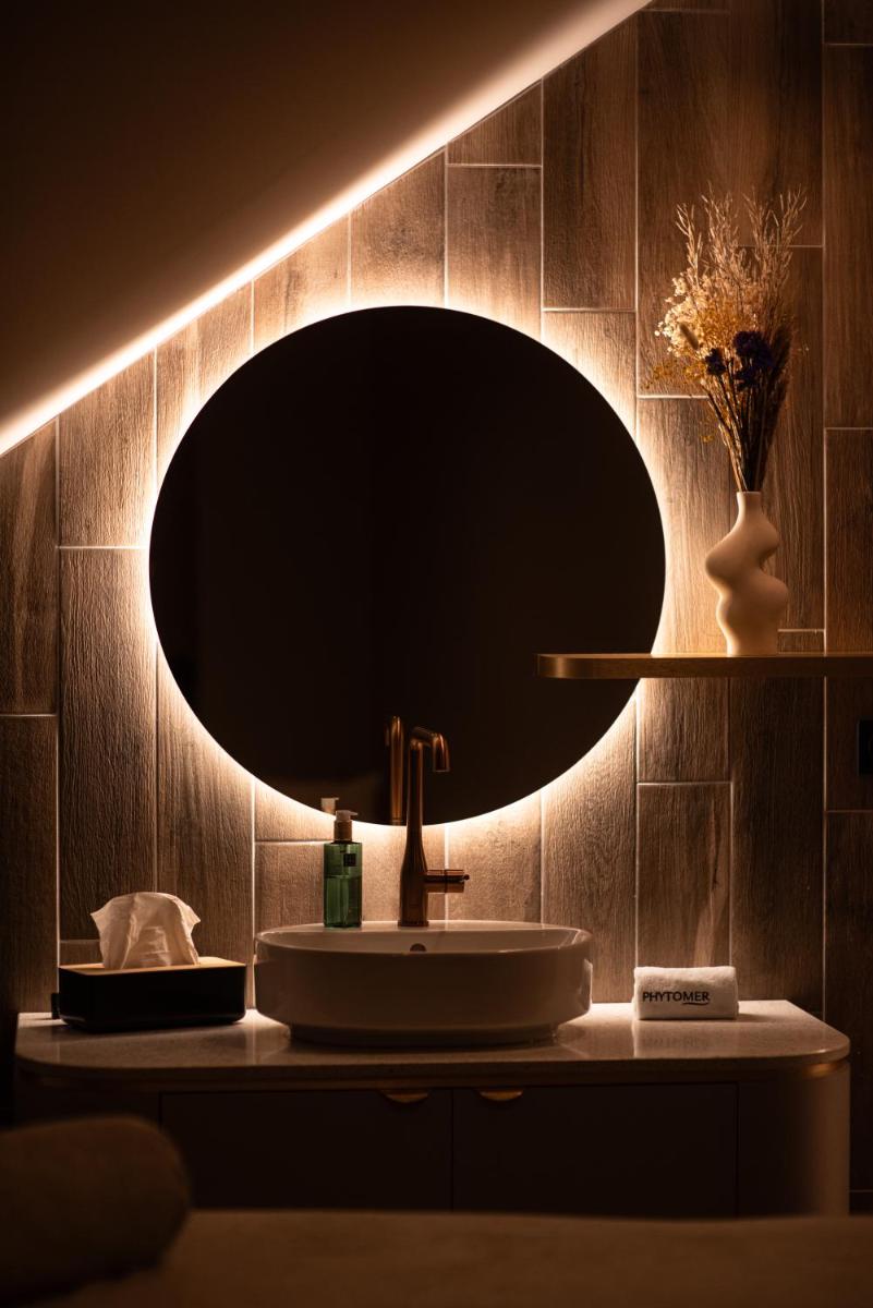 Photo de la galerie de l'établissement La Maison OBONO Hôtel & Spa, au Bono