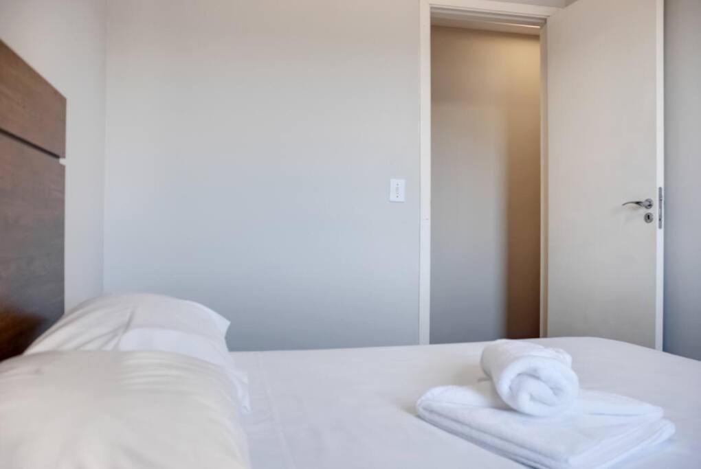 Flex Carapicuiba 2 Quartos Econômico Completo - Housity