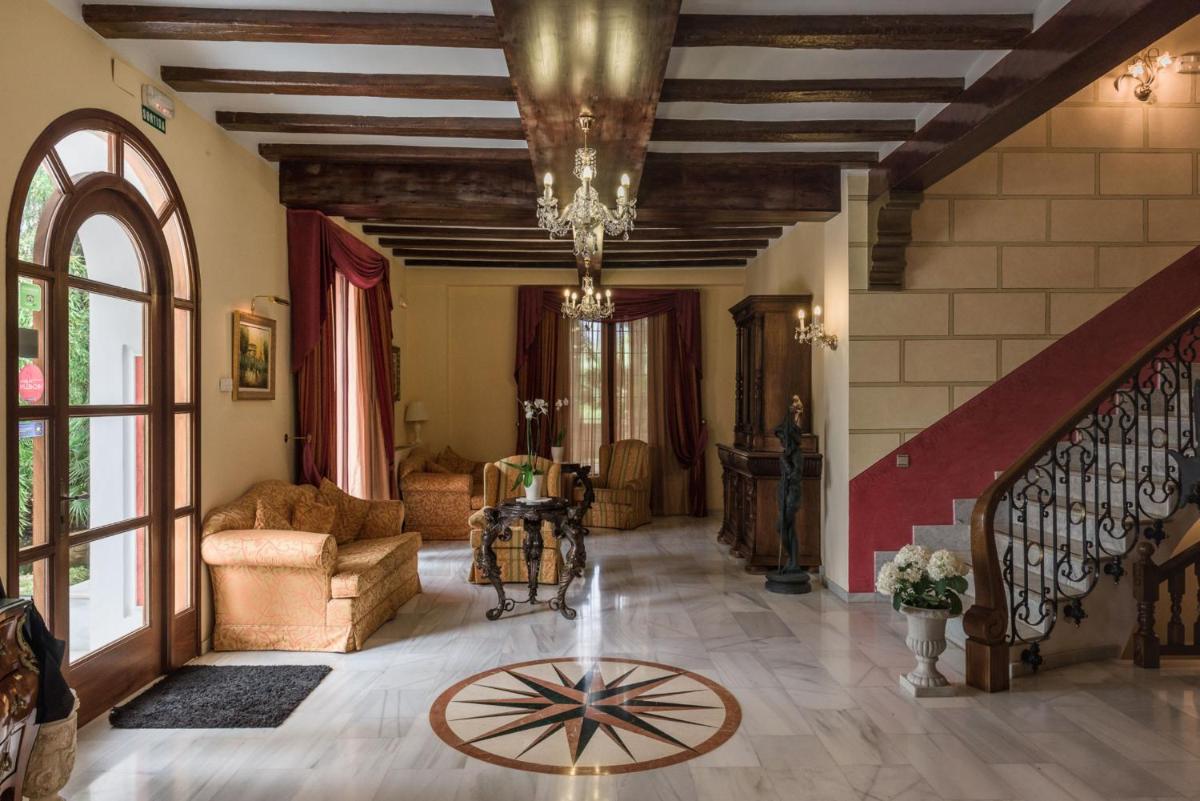 Imagen de la galería de Hotel Villa Retiro, en Xerta (Cherta)