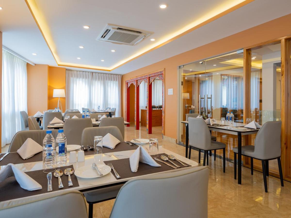 Naksel Urban Hotel & Spa - Housity