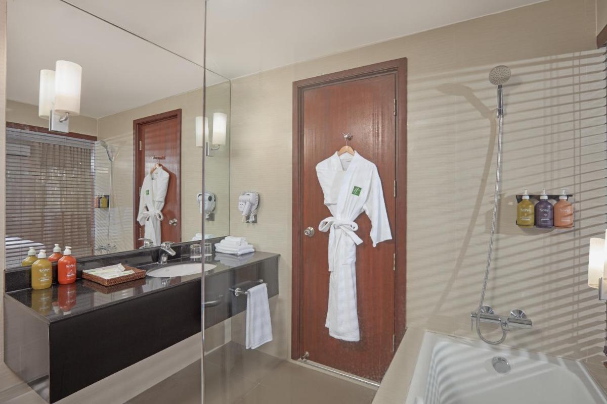 Holiday Inn & Suites Batangas LimaPark by IHG - Hizvo