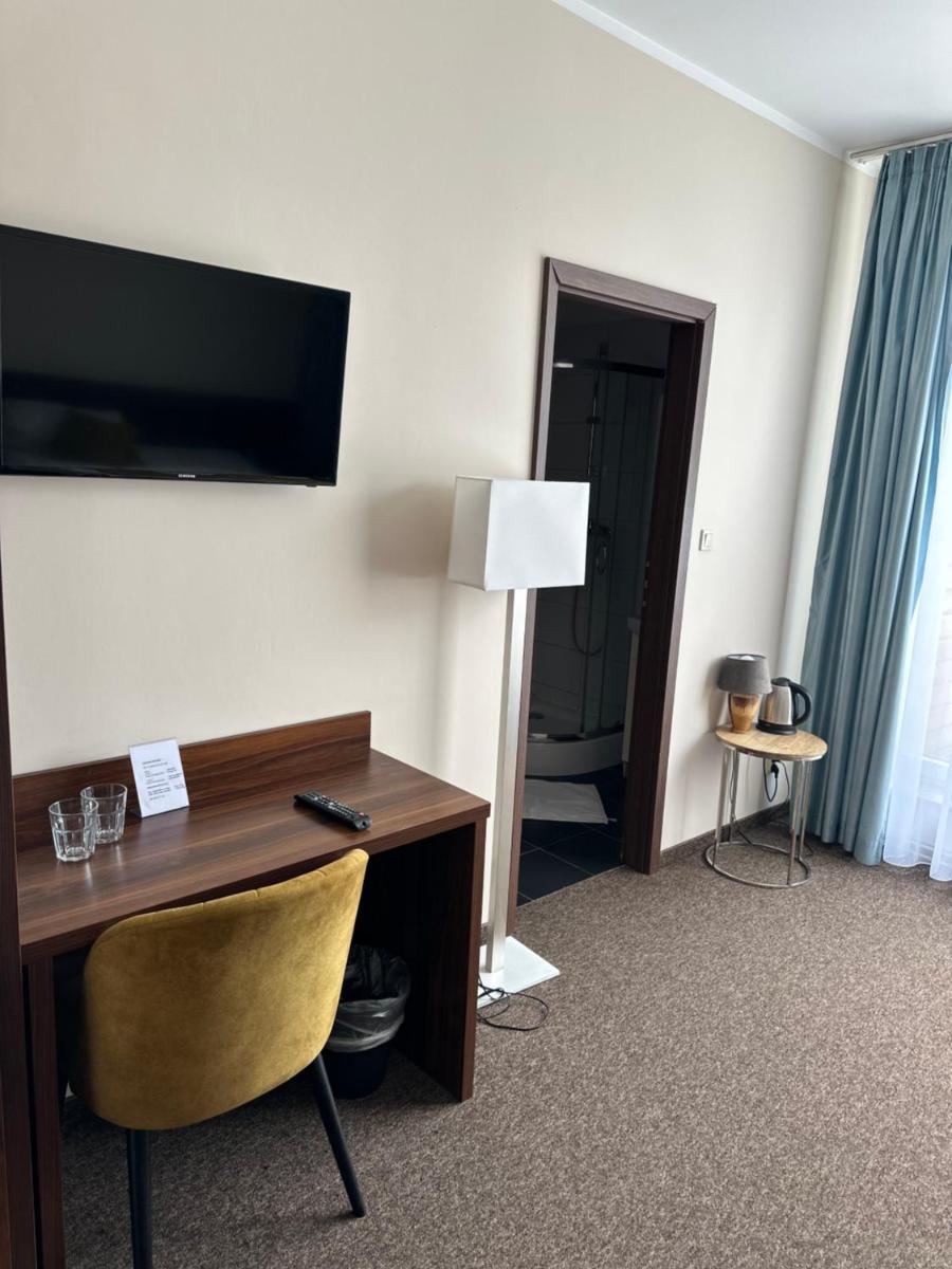 NOCLEGI Kolonia Wokulskiego 4 - Housity