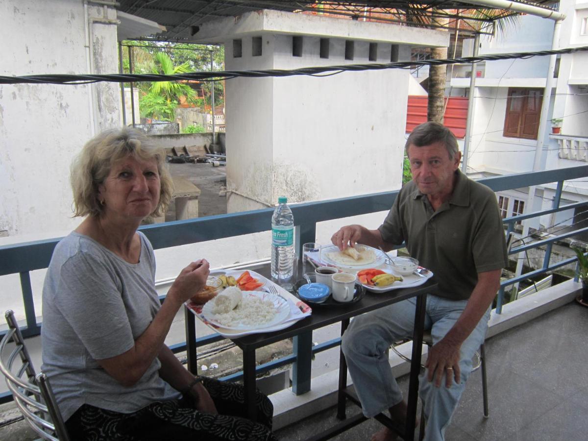 Heather Home Stay - Housity