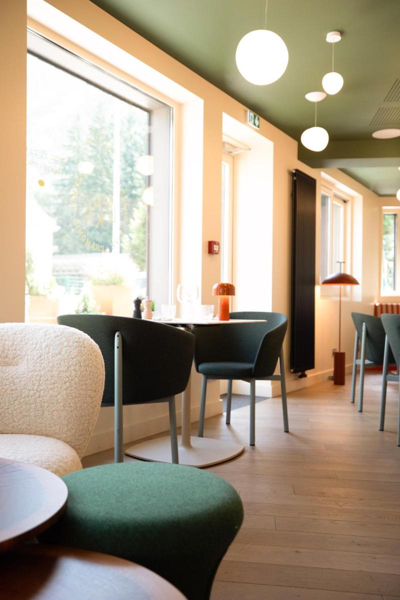 Coin salon dans l'établissement Lykke Hôtel & Spa Chamonix - ex Mercure
