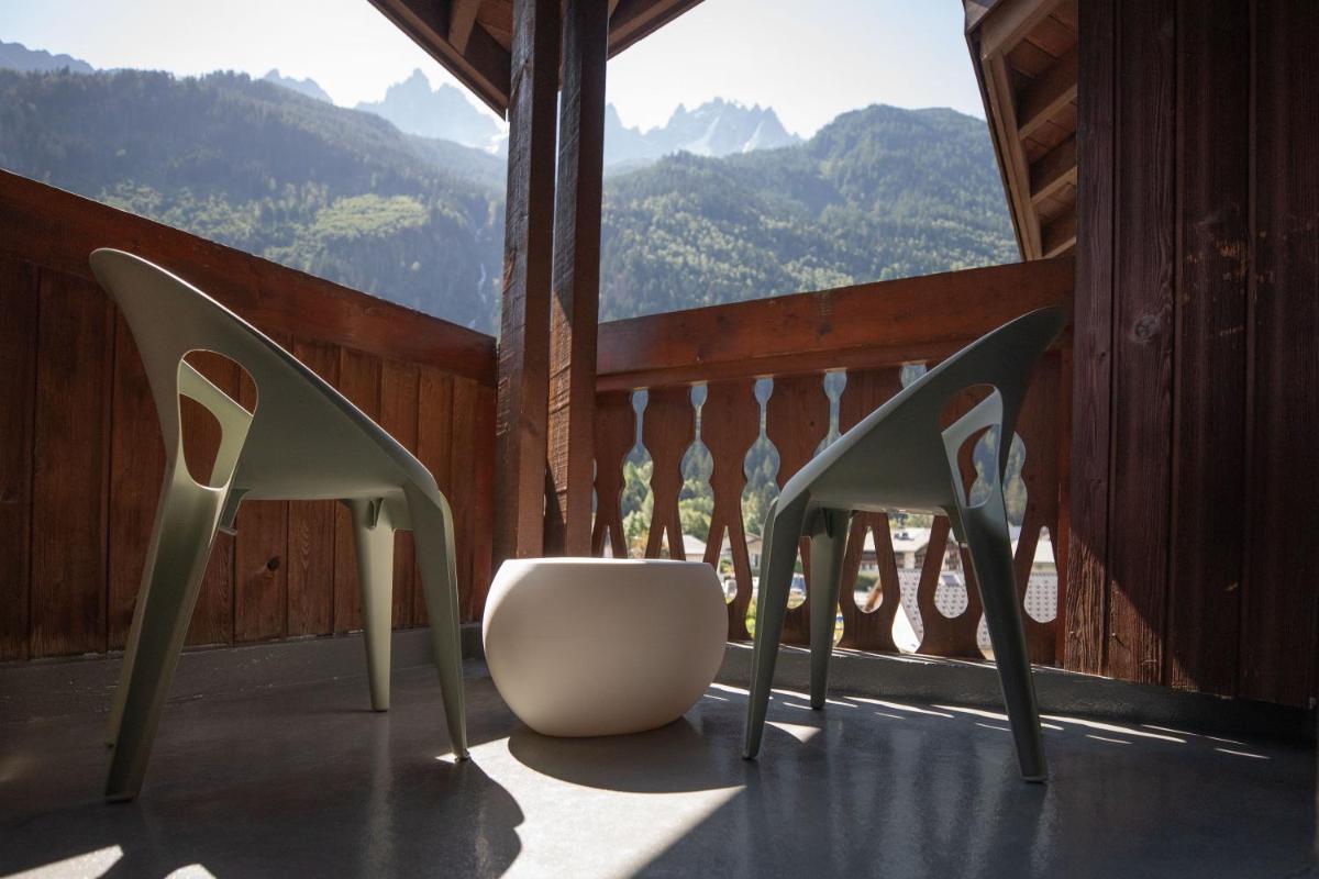 Vue générale sur la montagne ou vue sur la montagne depuis l'hôtel