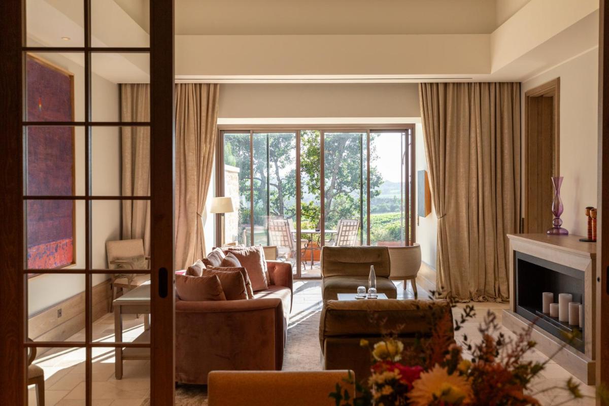Coin salon dans l'établissement Coquillade Provence - Relais & Châteaux