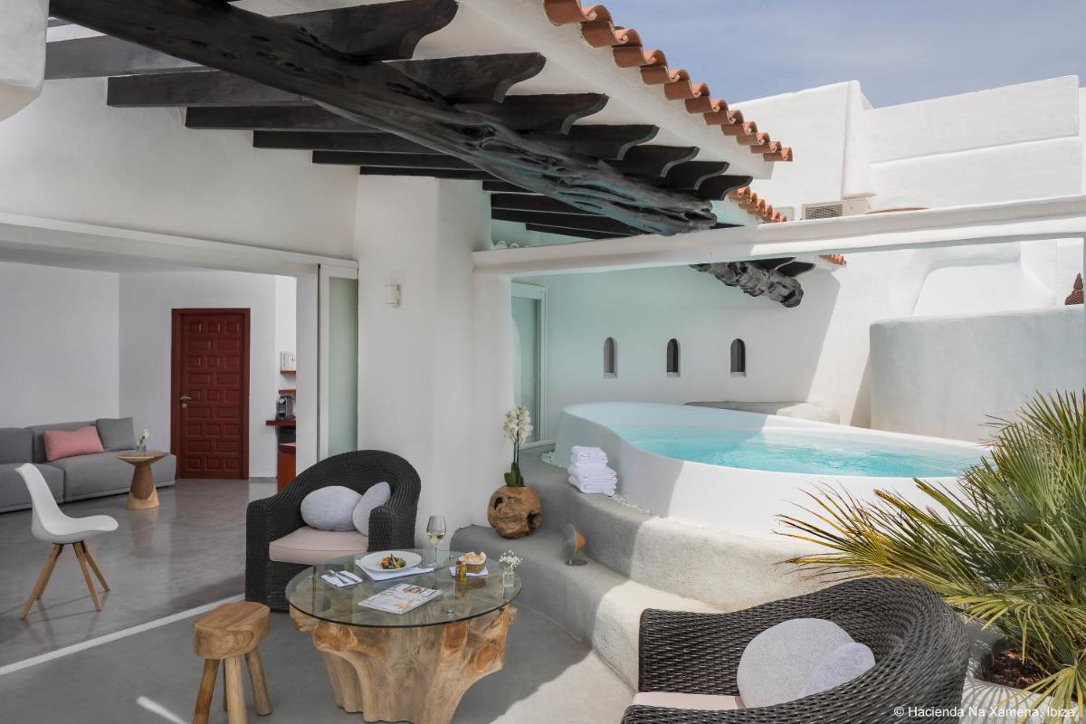 Piscina en o cerca de Hacienda Na Xamena, Ibiza