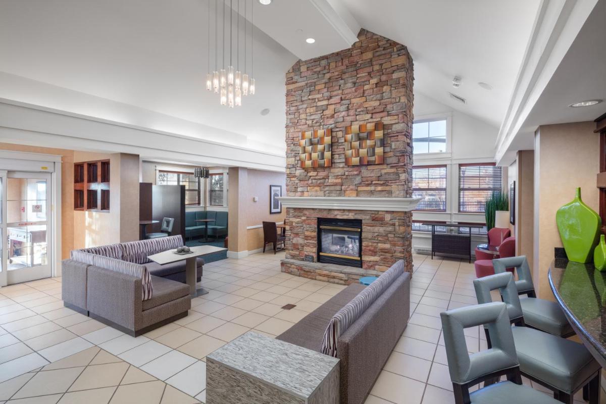 Residence Inn by Marriott Wichita East At Plazzio - Housity