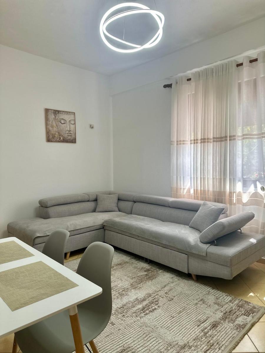Guesthouse Zisi - Hizvo