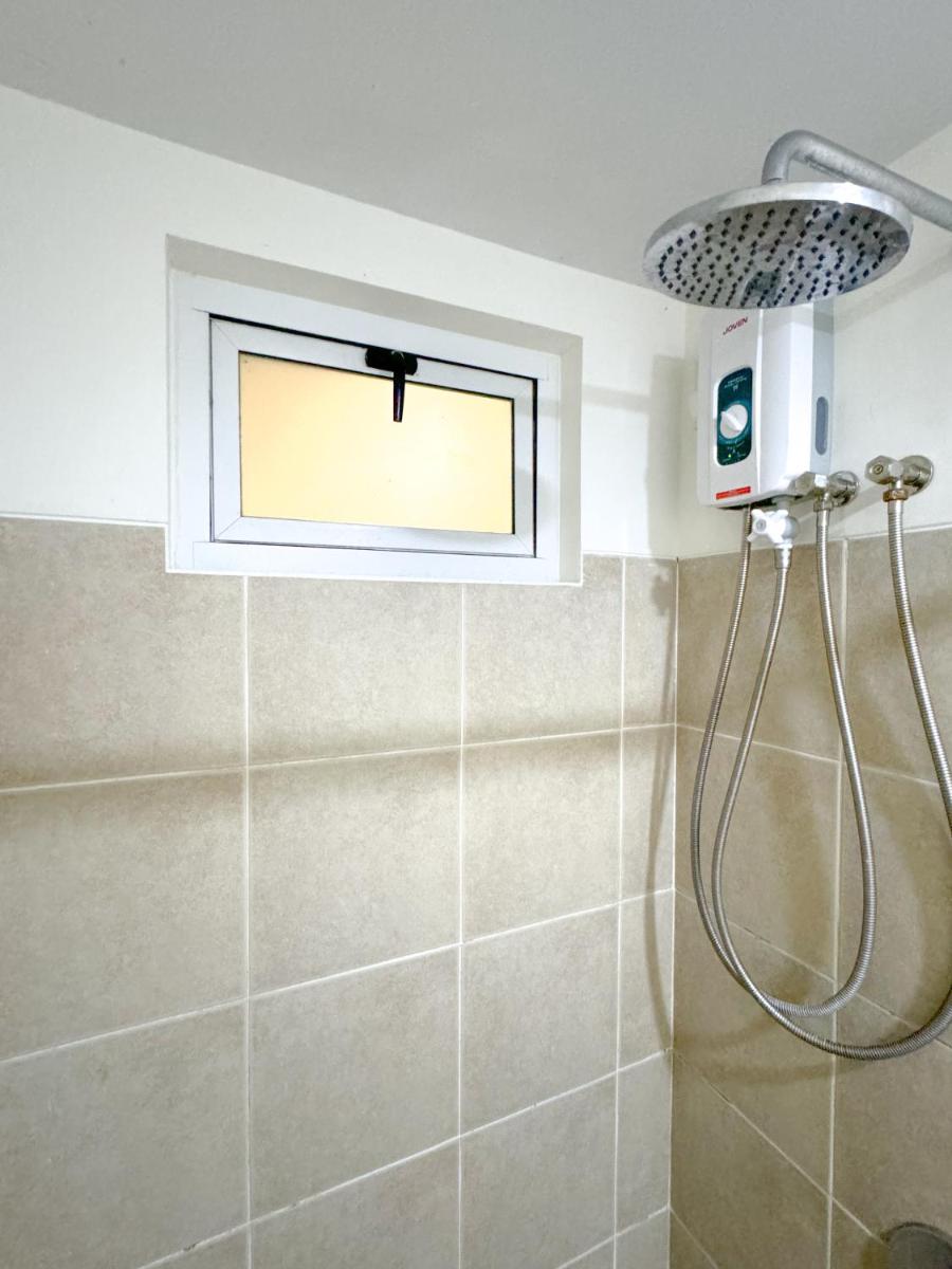 1 Bedroom Family bed with Balcony and Pool view - Housity