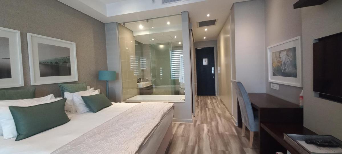 Sandton Skye Apartments - Housity