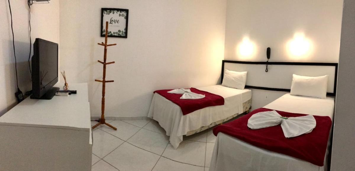 Imperial Hotel Amargosa - Housity