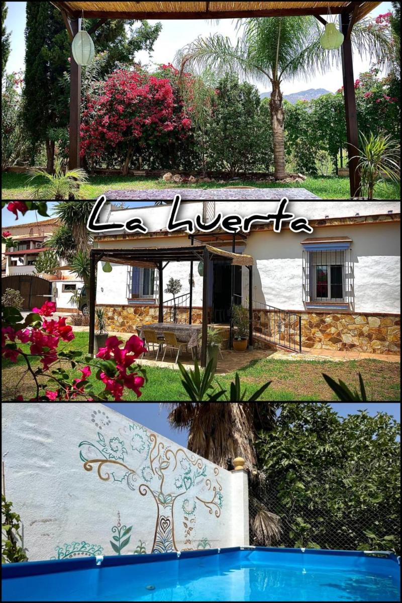 la huerta rural house in the nature with pool and garden, next the center - Housity