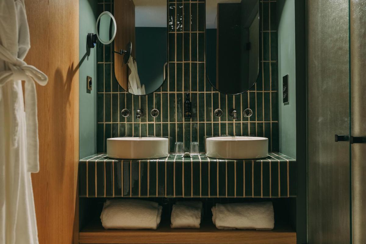 Uma casa de banho em Torel Quinta da Vacaria - Douro Valley