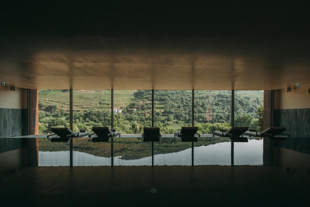 Um jardim no exterior de Torel Quinta da Vacaria - Douro Valley