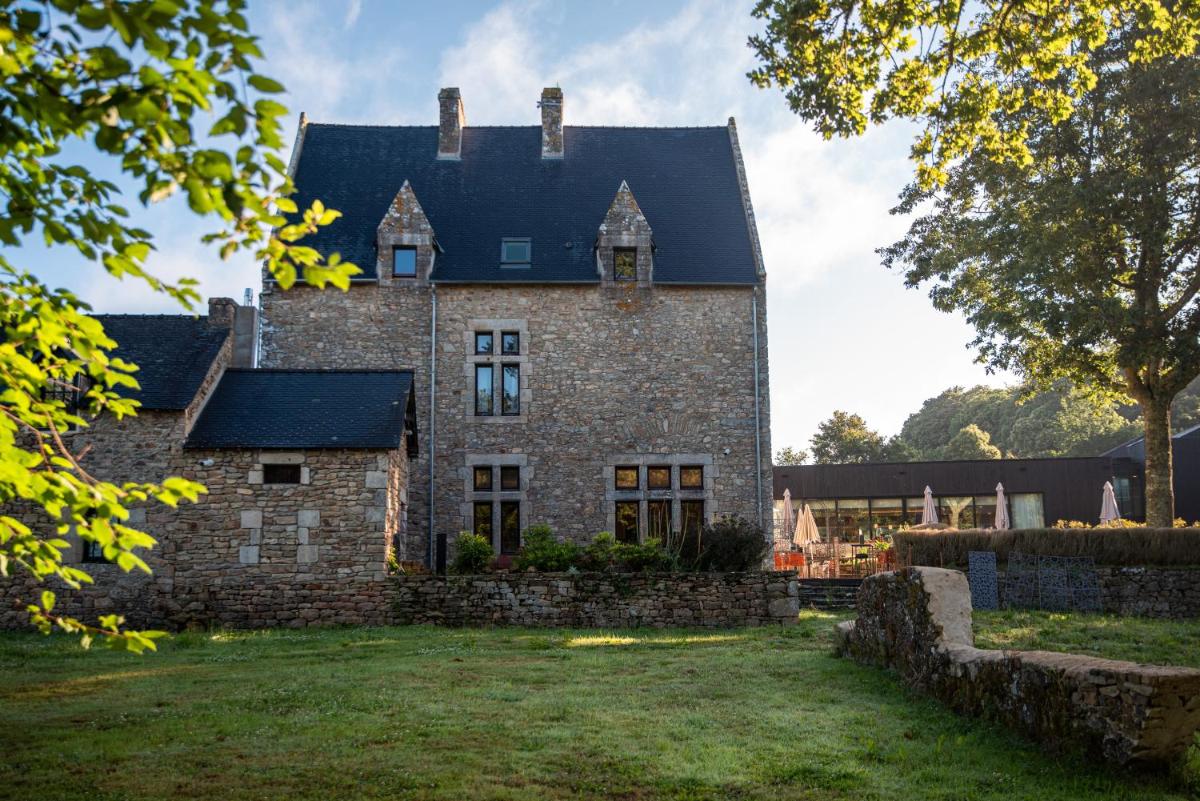 Jardin de l'établissement La Maison OBONO Hôtel & Spa