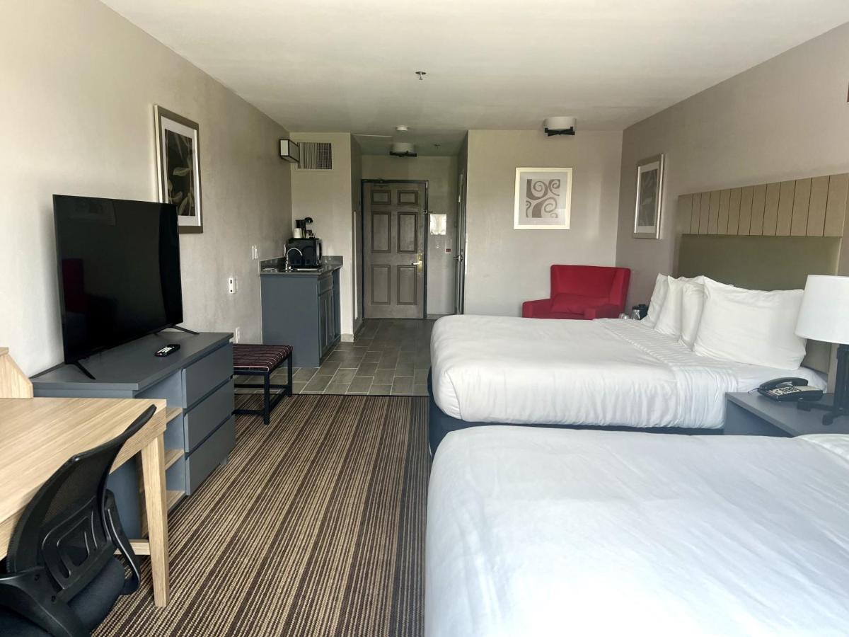 Country Inn & Suites by Radisson, Fort Worth, TX - Hizvo