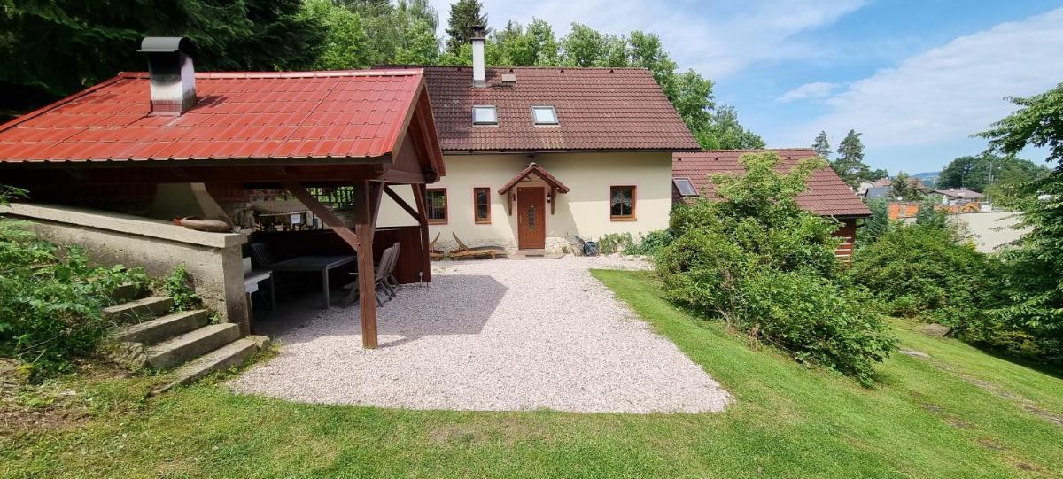 Elitní wellness penzion U Dvou jedlí v srdci Českého ráje - Housity