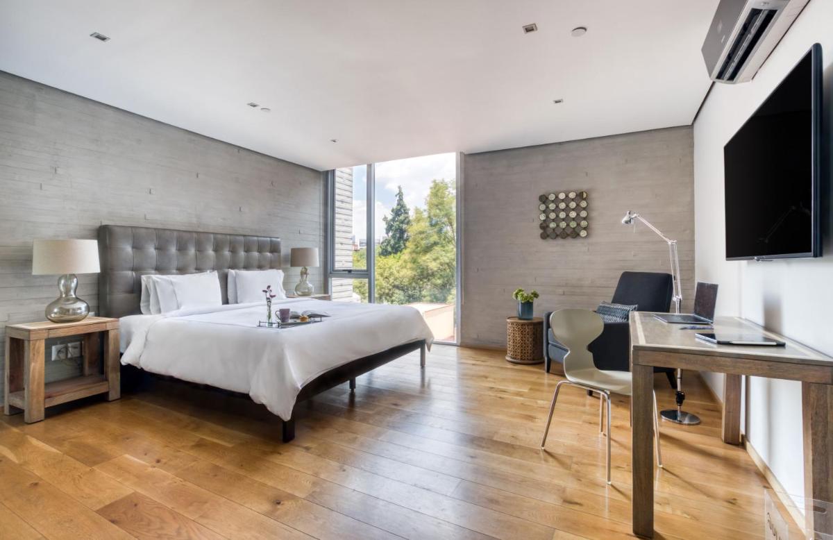 AR 218 Hotel by ULIV - Housity