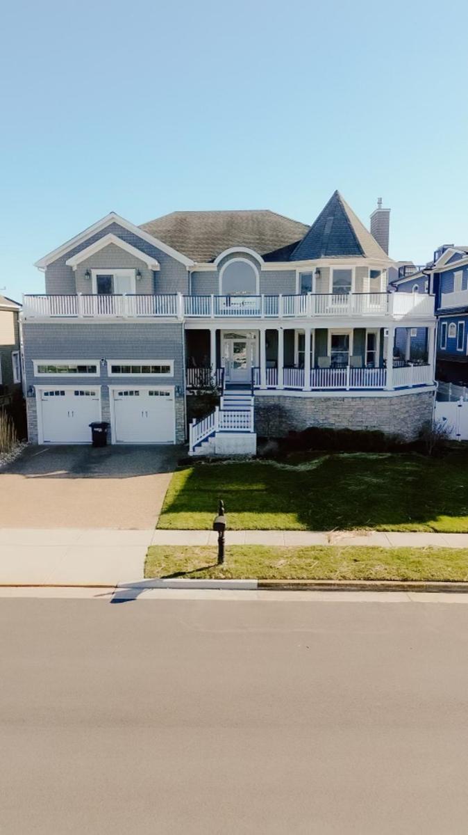 Beautiful Beach House Sea Bright Nj - Housity