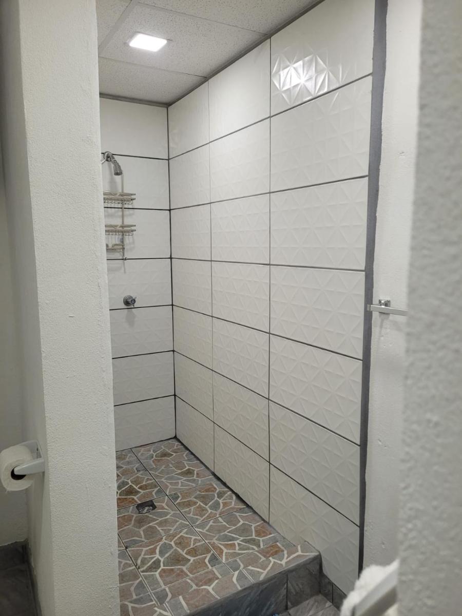 SAINT Charles Inn, Belize Central America - Housity