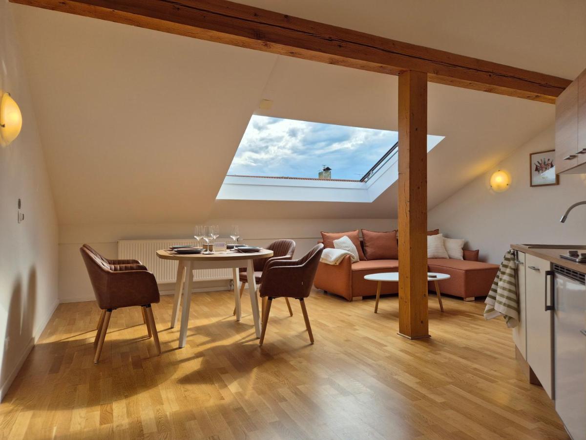 Ferienwohnungen am Simssee, Gutshof Alpenblick - Housity