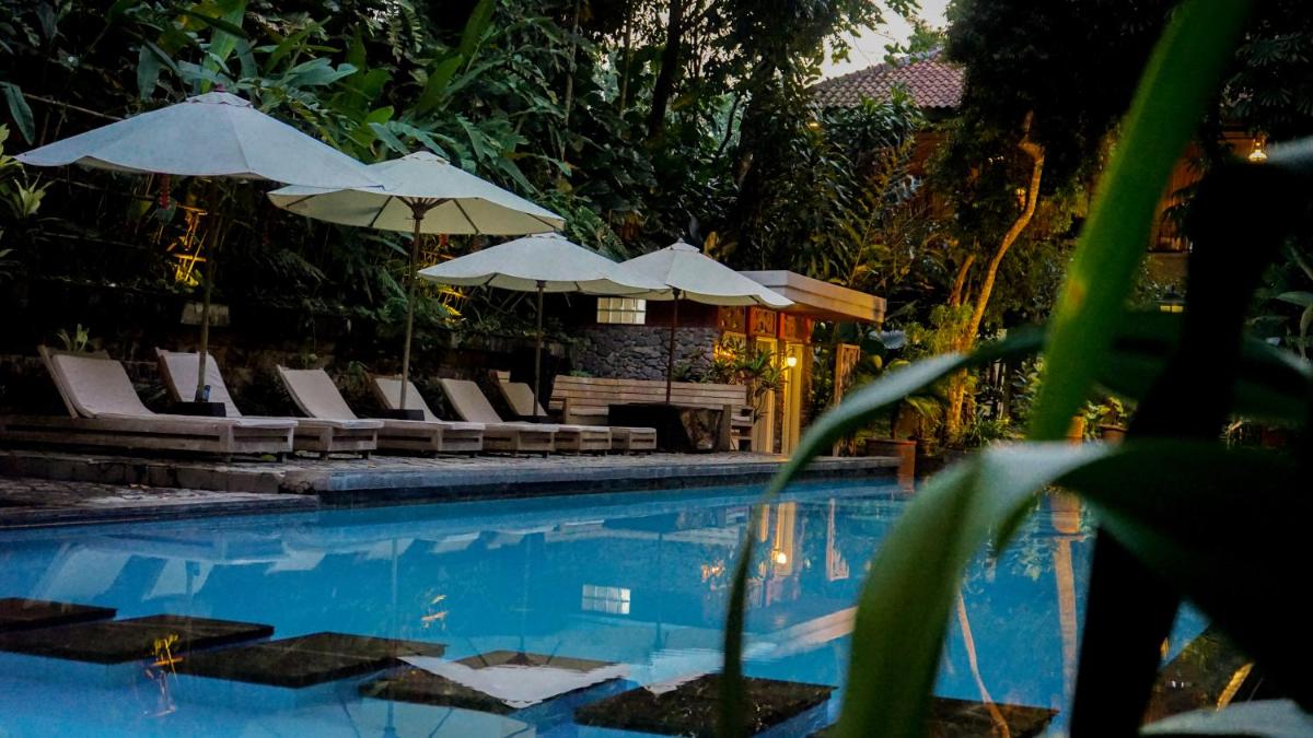 Kayu Arum Resort - Housity