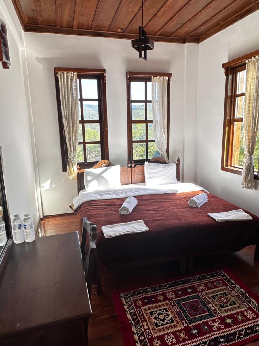 Ecevit Hanı - Housity