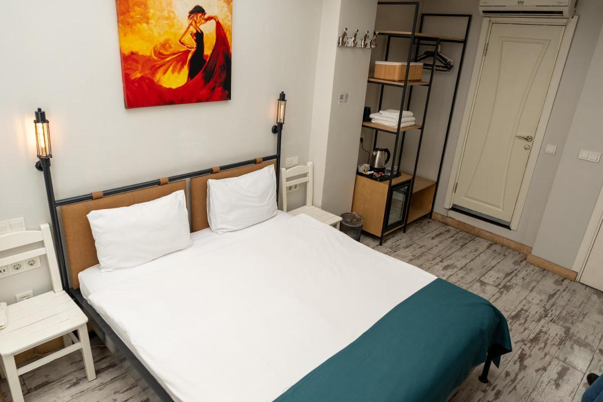 Hot Budget Ortakoy - Housity