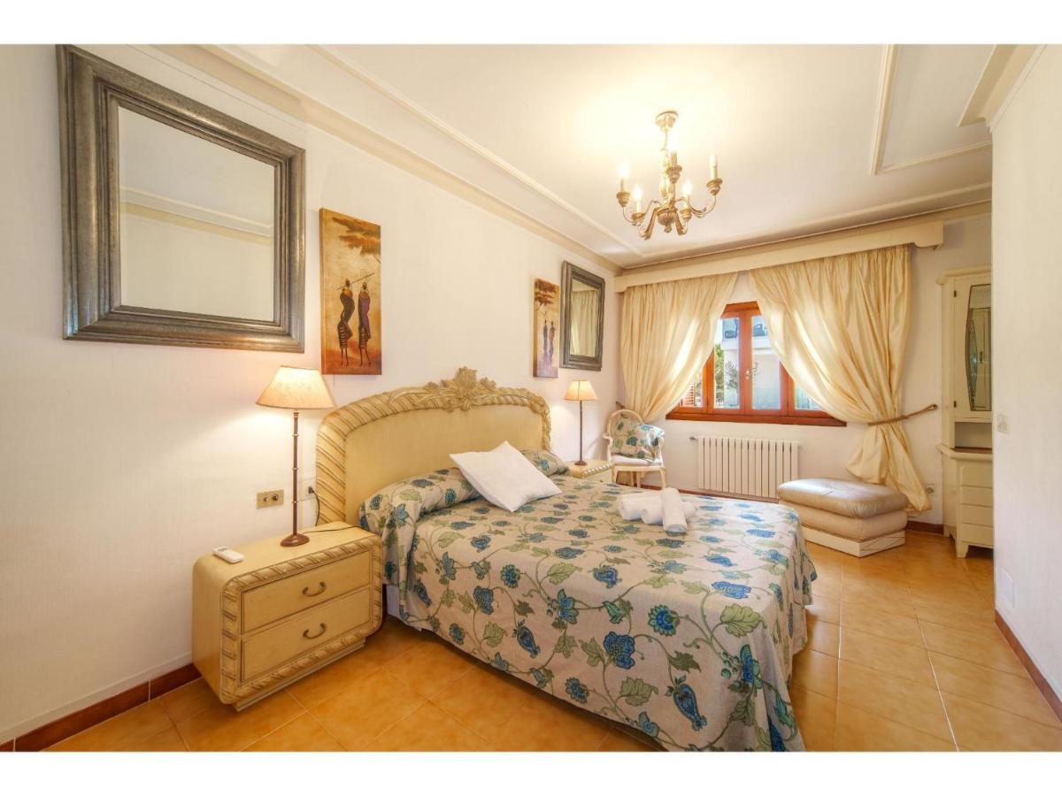 Holiday Home Villa Munar I by Interhome - Housity