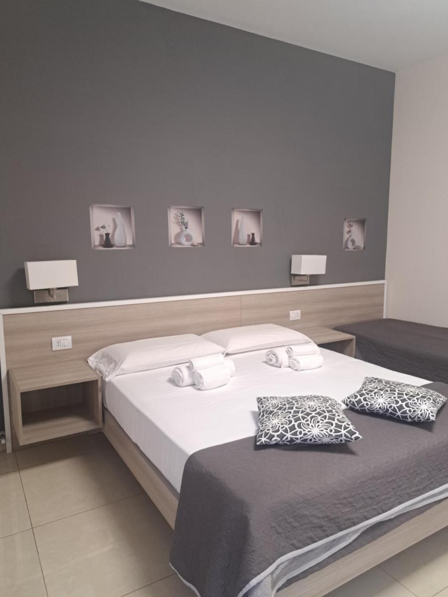 COSTA APARTMENT NAPLES - Housity