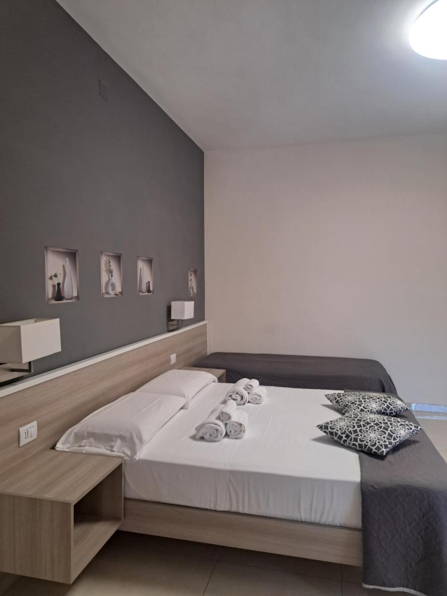 COSTA APARTMENT NAPLES - Housity